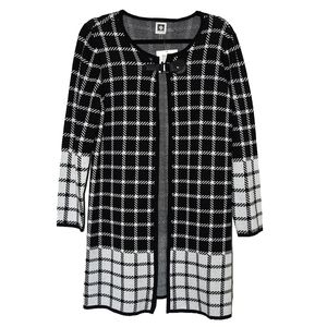 Black/Ivory Anne Klein 3/4 Length Cardigan!